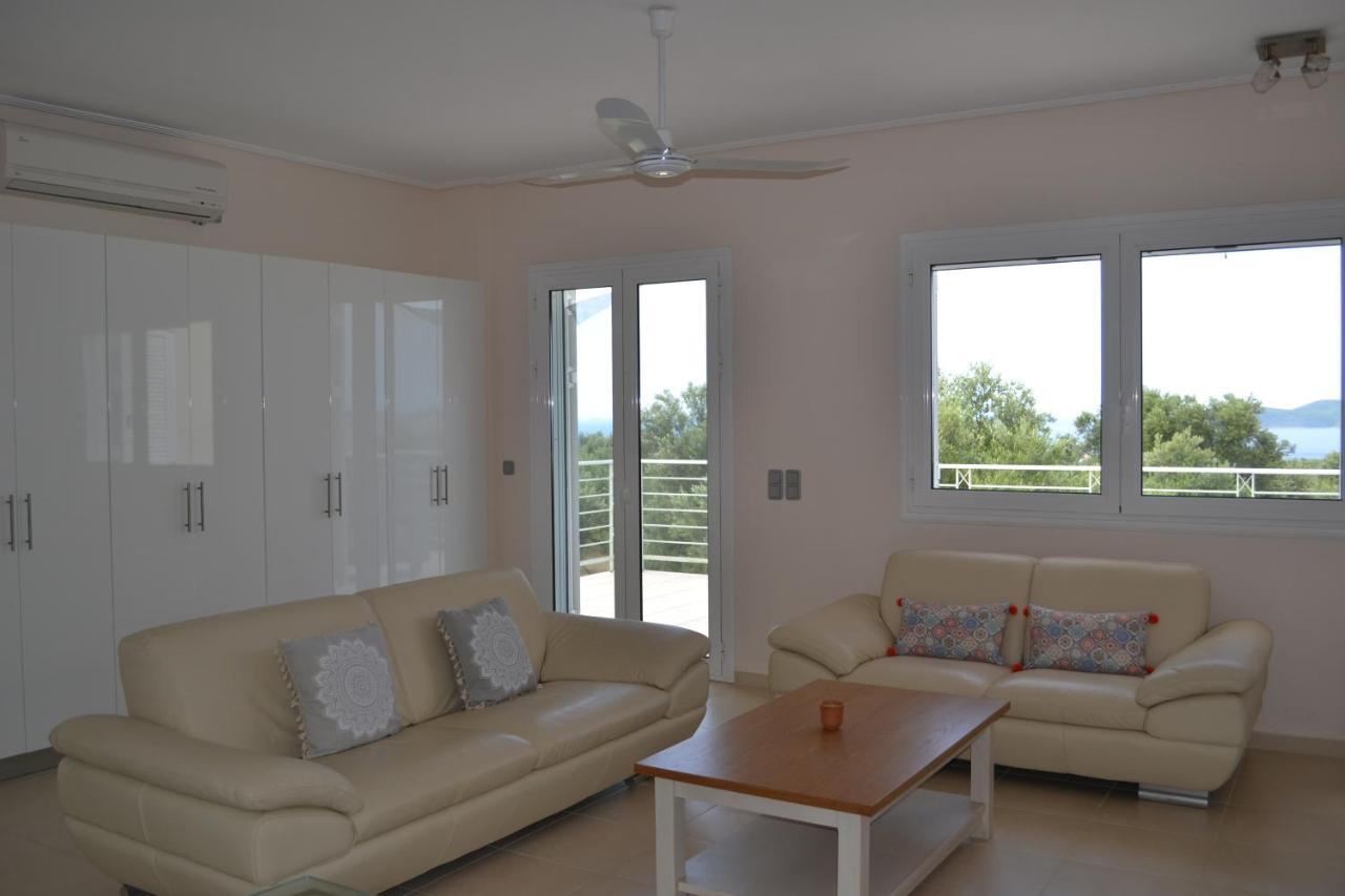 Villa Emma - Kamaria Home With Stunning Sea Views 외부 사진